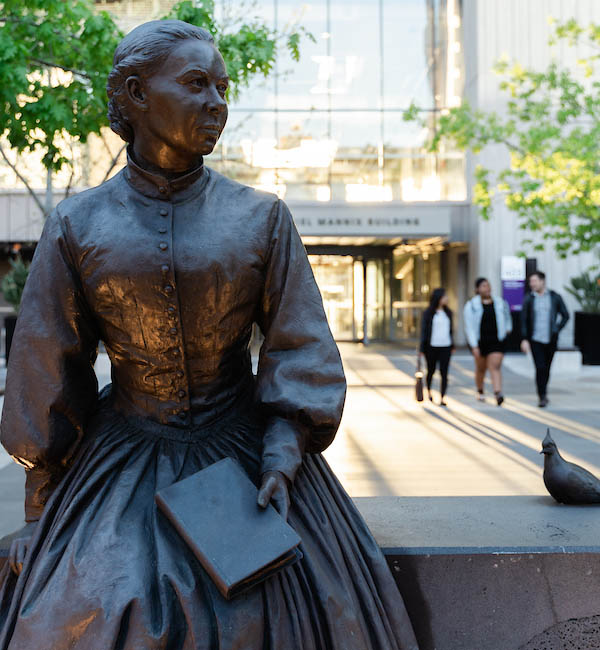 Statue